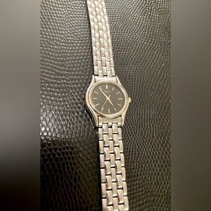 Seiko 2 Tone Watch Stainless Steel Silver Gold Vintage Analog